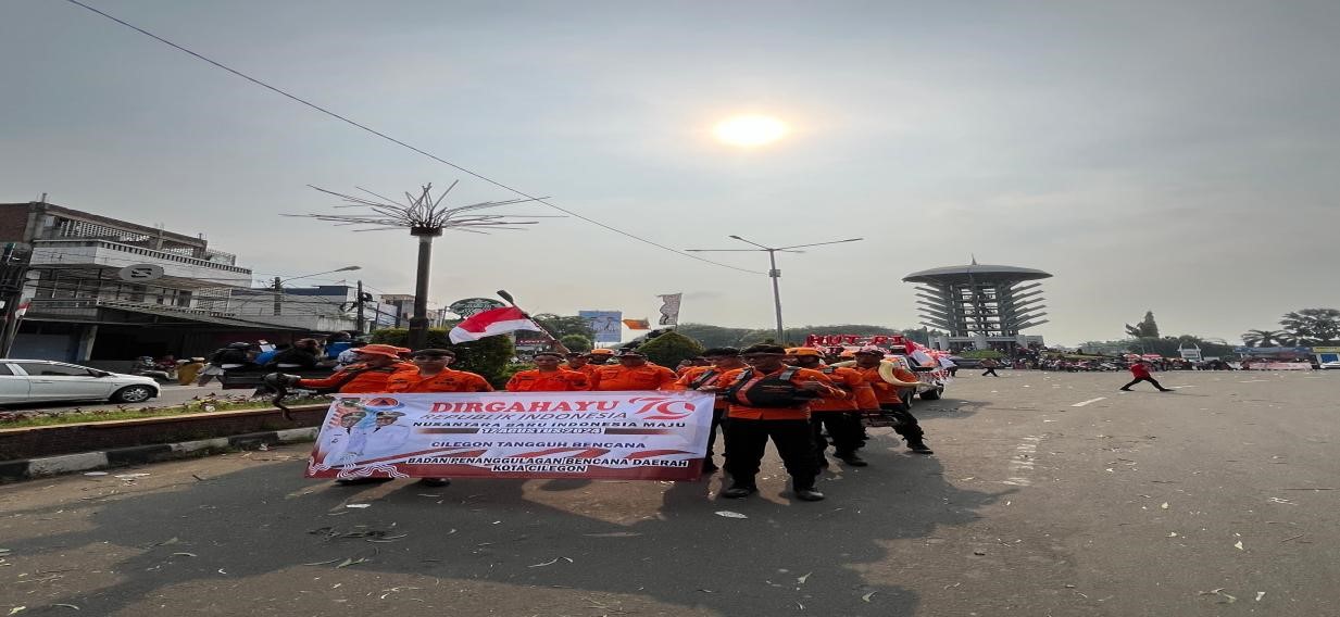 BPBD KOTA CILEGON TANGGUH DI GARIS TERDEPAN PADA ACARA KARNAVAL KEMERDEKAAN HUT RI KE-79 DI KOTA CILEGON